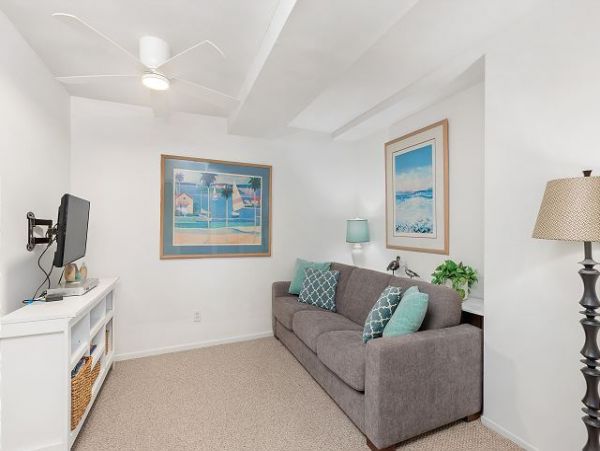 Solana Beach Oceanfront Vacation Condo Sleeps 5 Guests