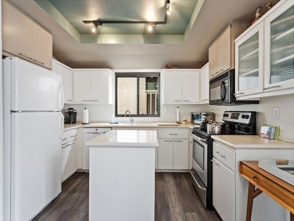 San Diego Beach Communities North Home 998343