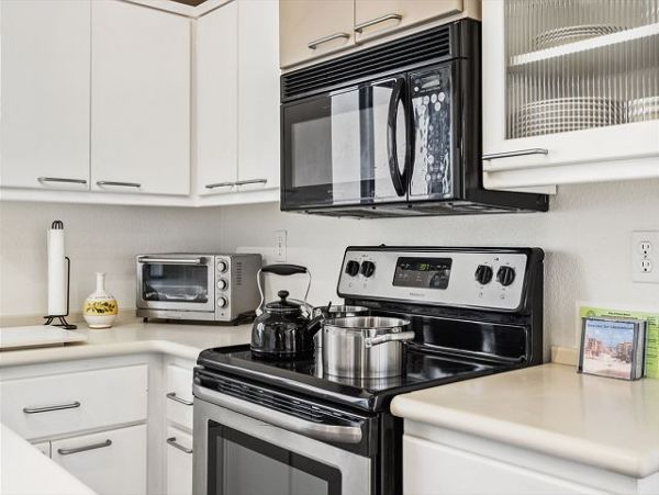San Diego Beach Communities North Home 998343