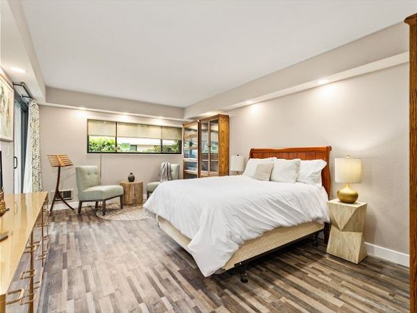 San Diego Beach Communities North Home 998343