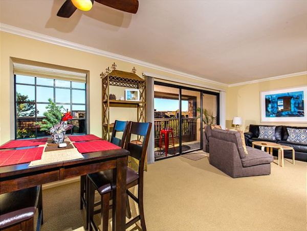 San Diego Beach Communities North Home 998345
