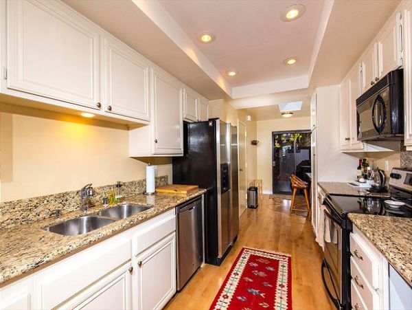 San Diego Beach Communities North Home 998345