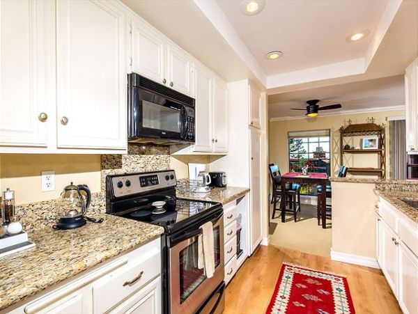San Diego Beach Communities North Home 998345