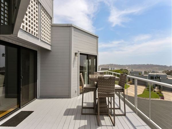 San Diego Beach Communities North Home 998348