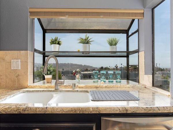 San Diego Beach Communities North Home 998348