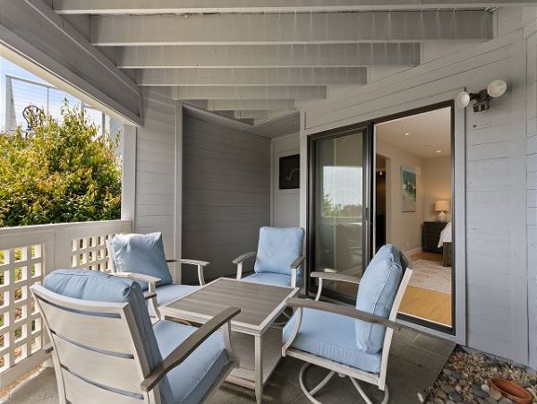 San Diego Beach Communities North Home 998348