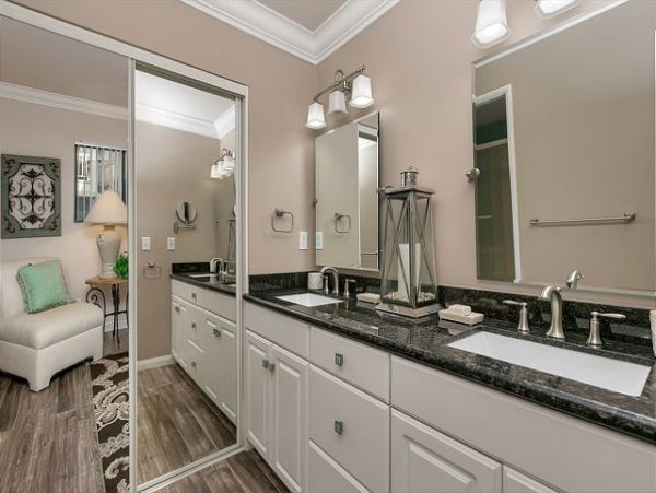 San Diego Beach Communities North Home 998350