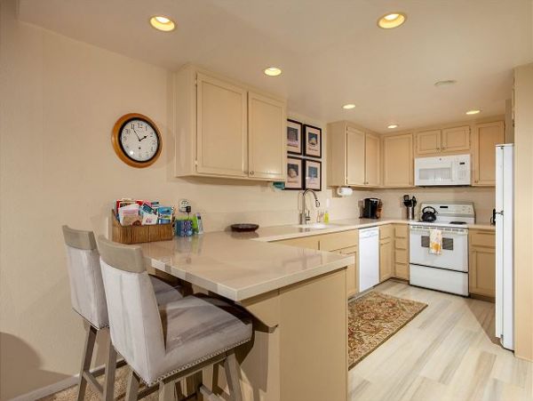 San Diego Beach Communities North Home 998351