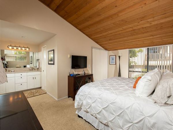 San Diego Beach Communities North Home 998351