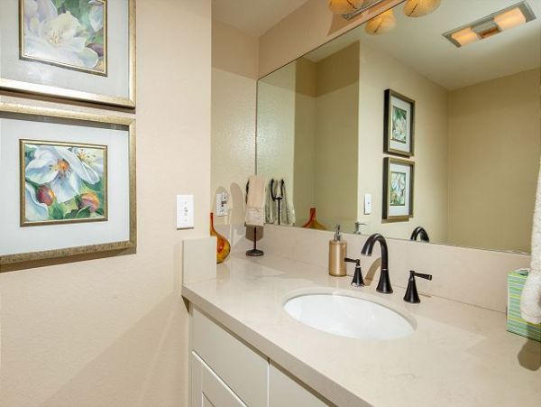 San Diego Beach Communities North Home 998351