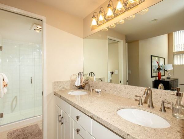 San Diego Beach Communities North Home 998351