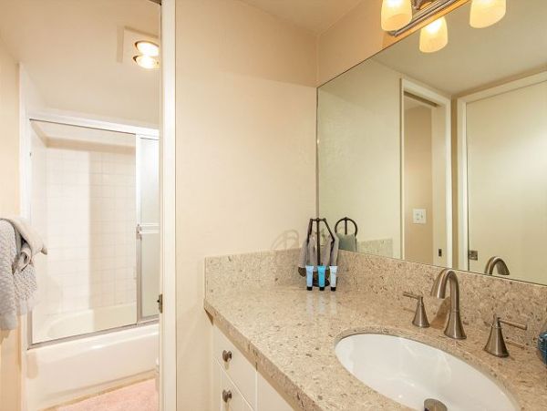 San Diego Beach Communities North Home 998351