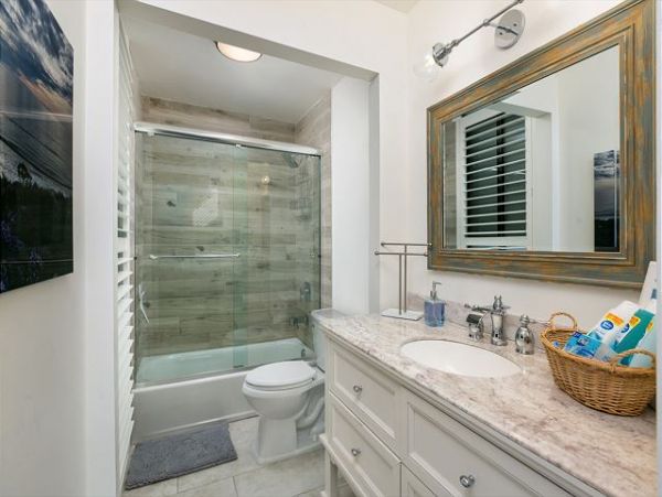 San Diego Beach Communities North Home 998352