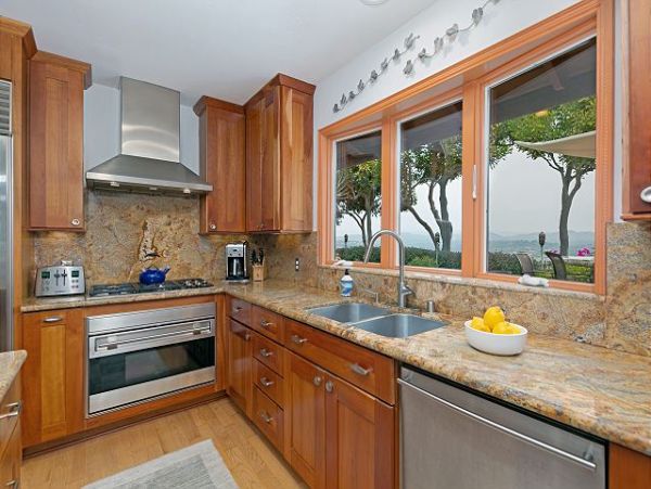 San Diego Beach Communities North Home 998354