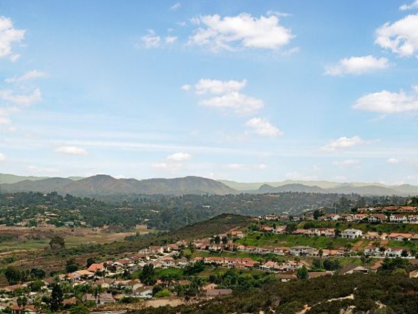 San Diego Beach Communities North Home 998354