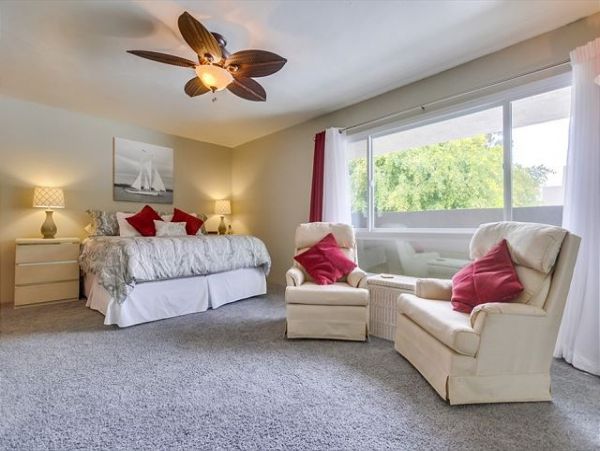 Three Bedroom Walk to Beach Vacation Rental in Solana Beach