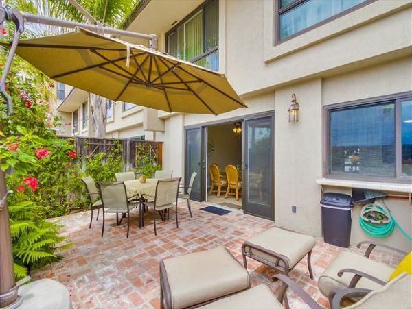 Three Bedroom Walk to Beach Vacation Rental in Solana Beach