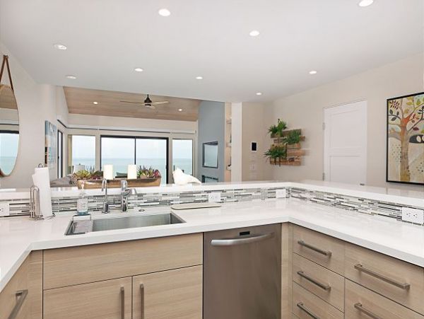 San Diego Beach Communities North Home 998356