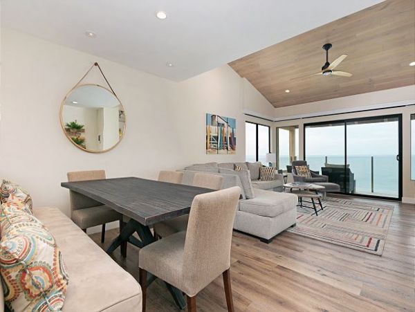 San Diego Beach Communities North Home 998356