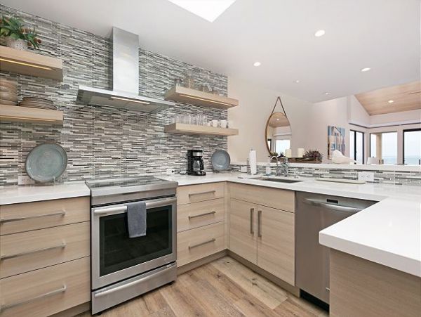 San Diego Beach Communities North Home 998356