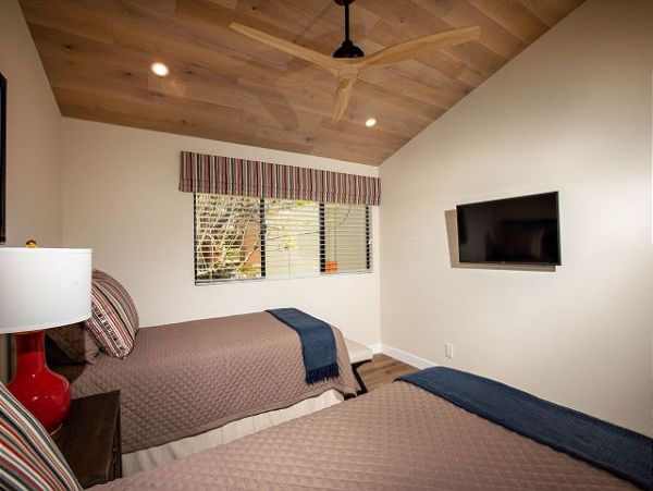 San Diego Beach Communities North Home 998356