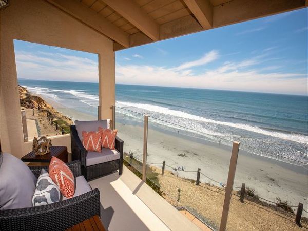 San Diego Beach Communities North Home 998356