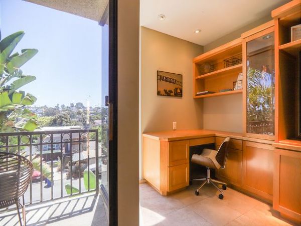 San Diego Beach Communities North Home 998357