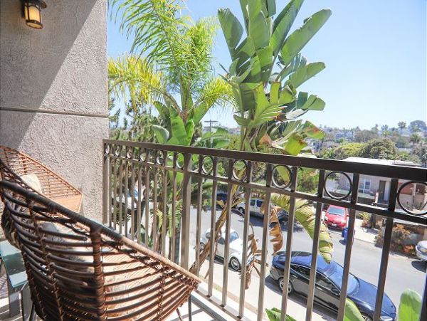 San Diego Beach Communities North Home 998357