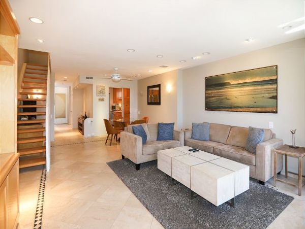San Diego Beach Communities North Home 998357