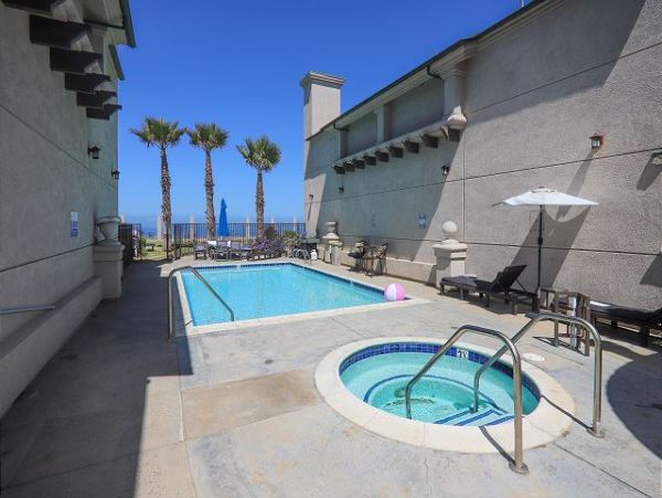 San Diego Beach Communities North Home 998357