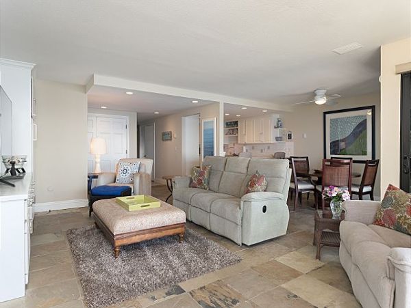 San Diego Beach Communities North Home 998359