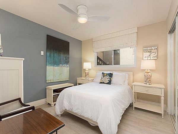 San Diego Beach Communities North Home 998359