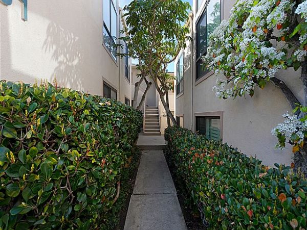 San Diego Beach Communities North Home 998359