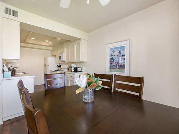 San Diego Beach Communities North Home 998360