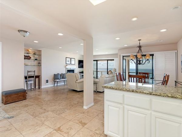 San Diego Beach Communities North Home 998361