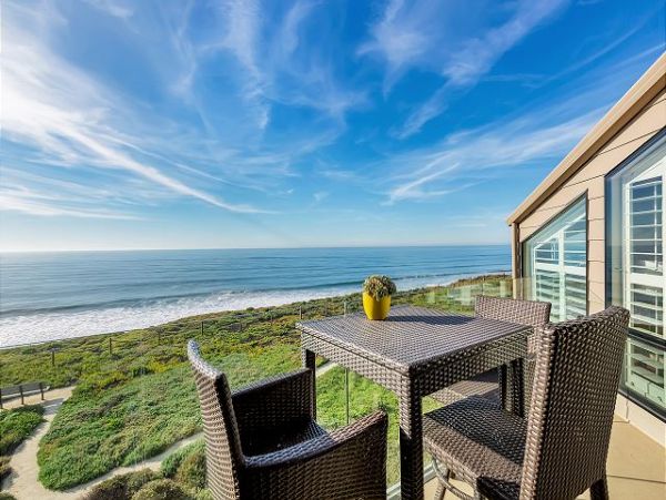 San Diego Beach Communities North Home 998365