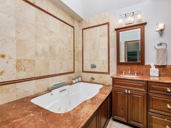 San Diego Beach Communities North Home 998365