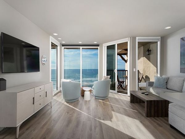 San Diego Beach Communities North Home 998366