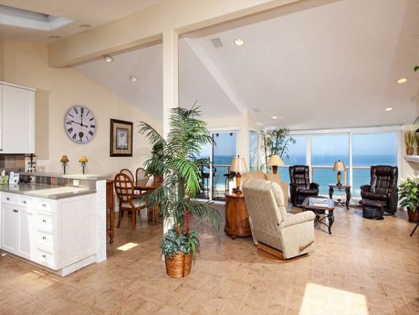 San Diego Beach Communities North Home 998367