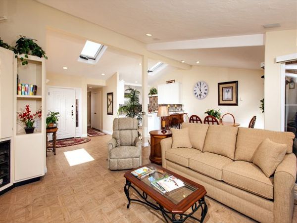 San Diego Beach Communities North Home 998367