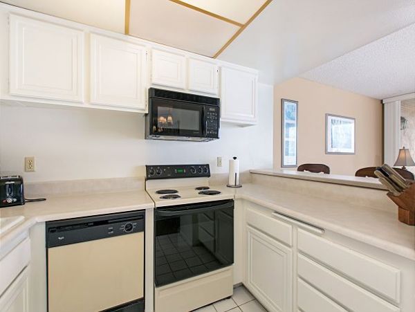 San Diego Beach Communities North Home 998368