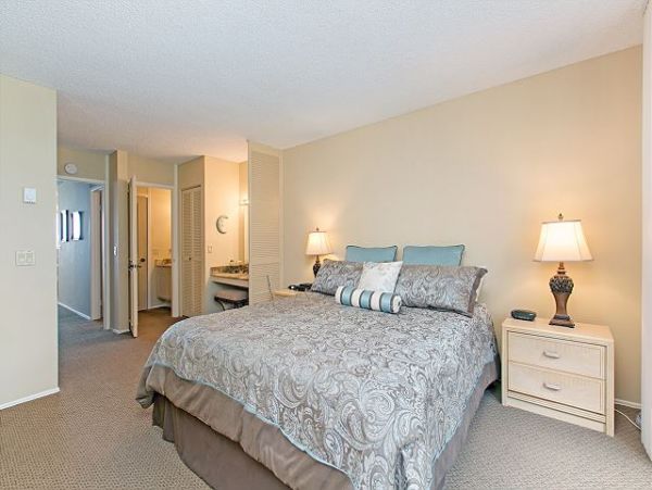 San Diego Beach Communities North Home 998368