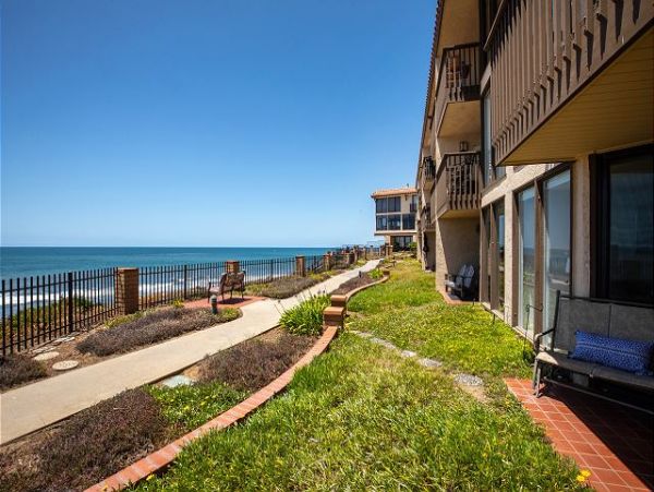 San Diego Beach Communities North Home 998369