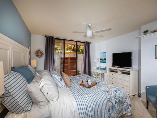 San Diego Beach Communities North Home 998369