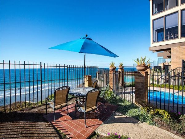 San Diego Beach Communities North Home 998369