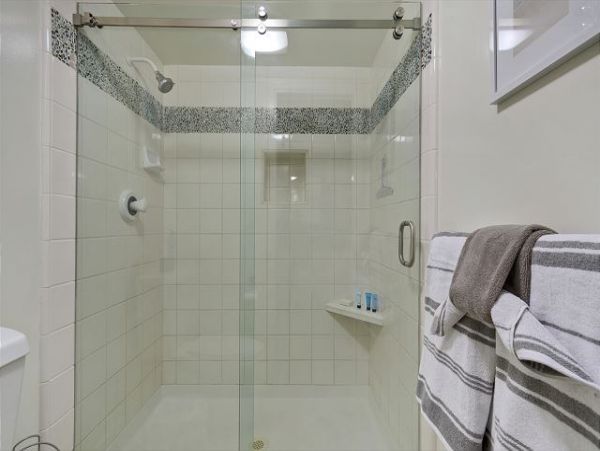 San Diego Beach Communities North Home 998370