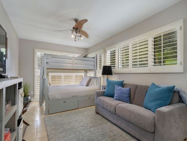 San Diego Beach Communities North Home 998370