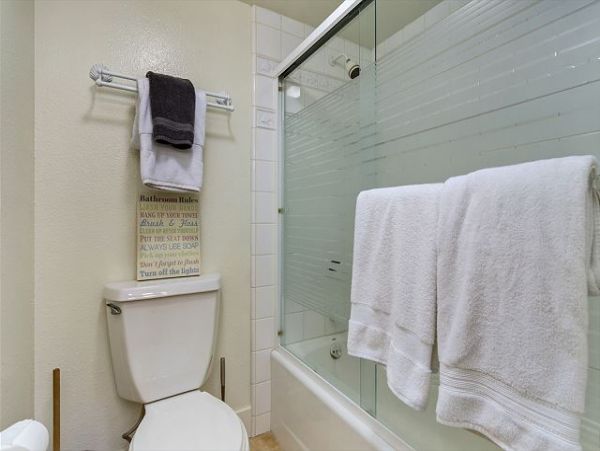 San Diego Beach Communities North Home 998370