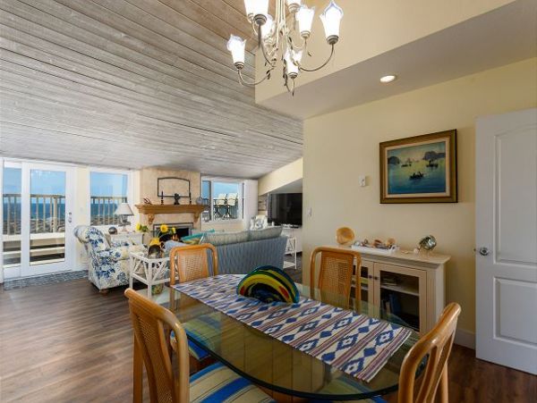 San Diego Beach Communities North Home 998371