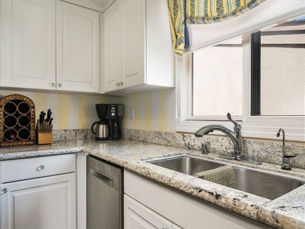 San Diego Beach Communities North Home 998371